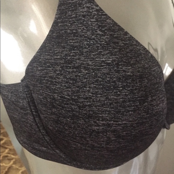 Victoria’s Secret Uplift Semi Demi 32D - Picture 6 of 7